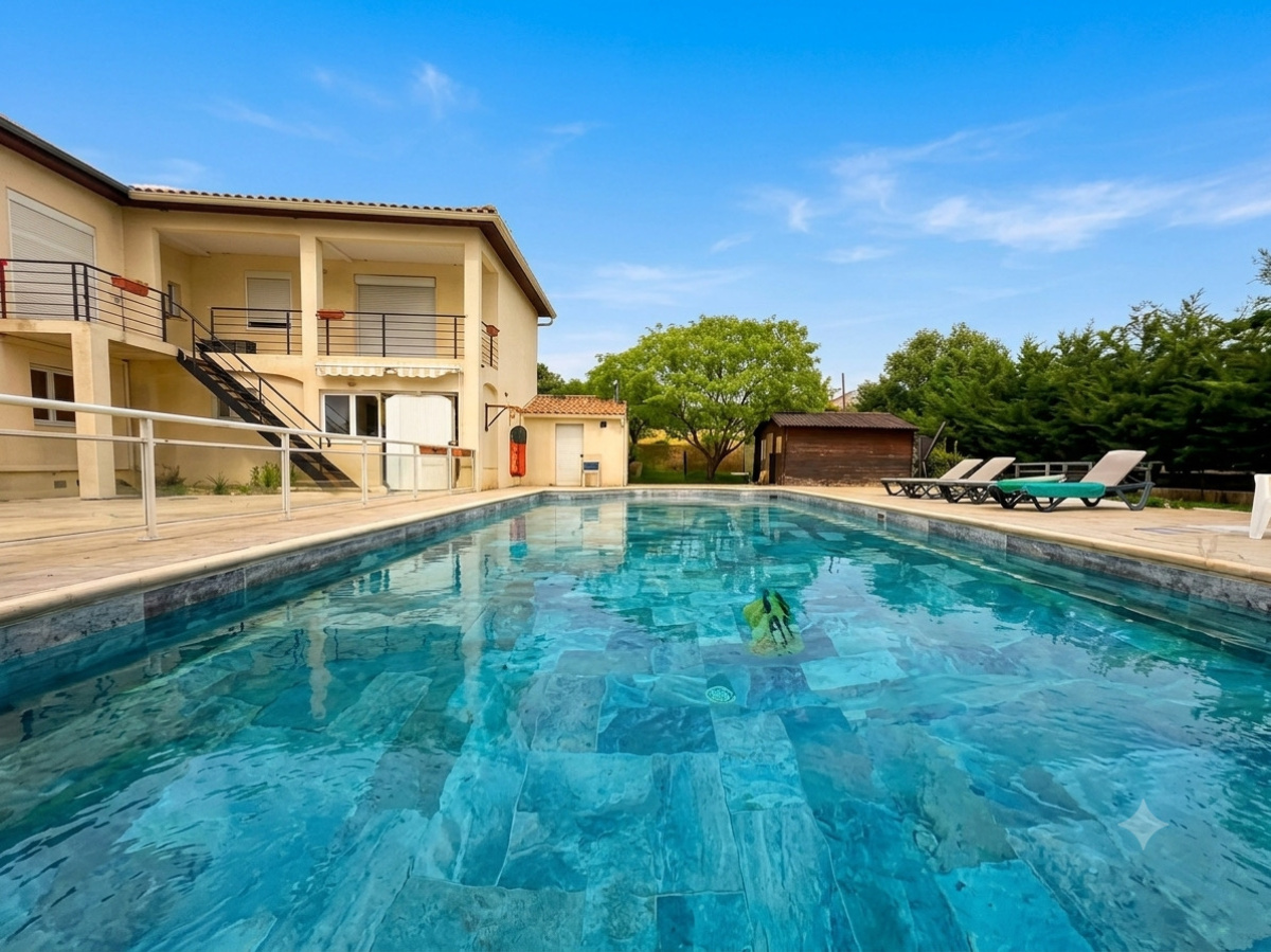 MEV - L'Agence Pour Vous Maison 250 m²